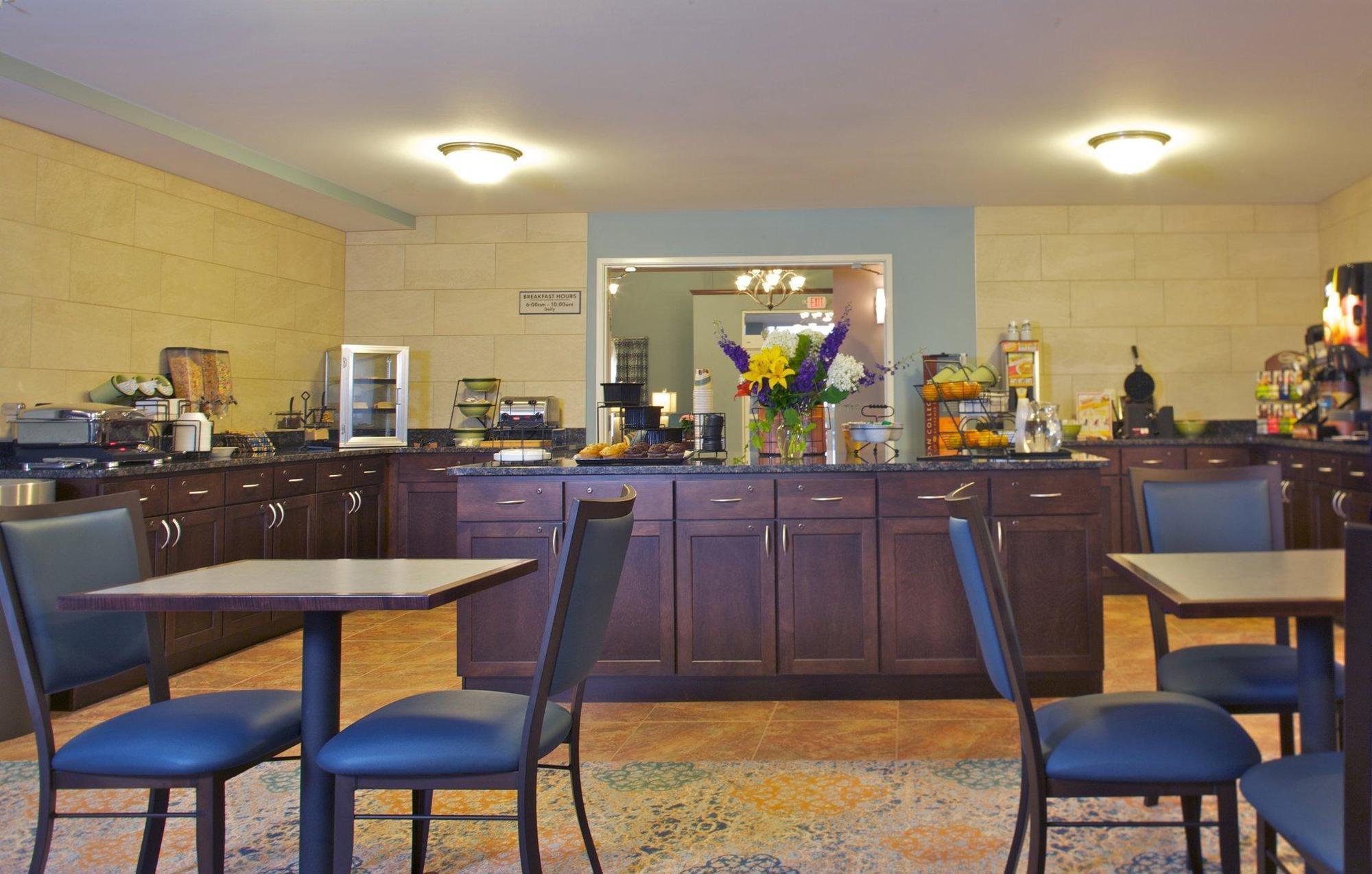 Grandstay Hotel & Suites Mount Horeb - Madison Eksteriør billede