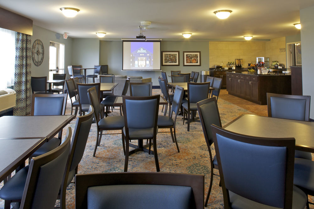 Grandstay Hotel & Suites Mount Horeb - Madison Eksteriør billede